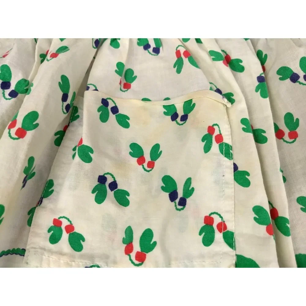 Vintage Cloth HALF APRON Holiday Christmas Lights Mittens White Green Red Pocket